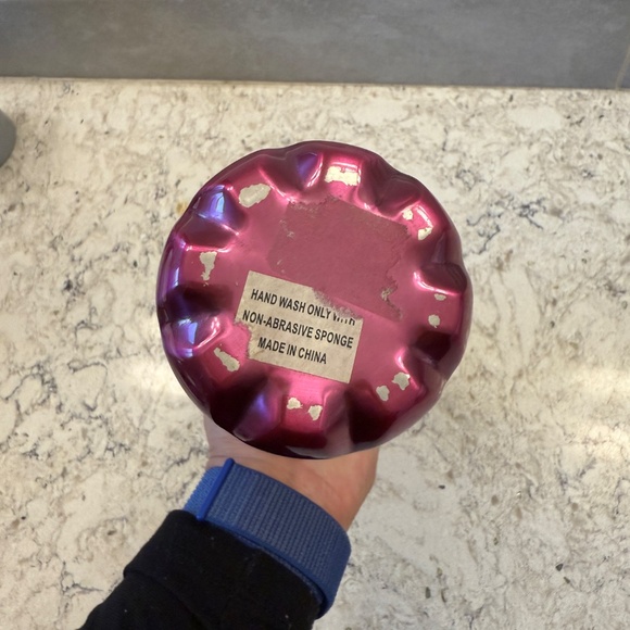 Gym and Tonic Insulated water Bottle - Picture 6 of 7